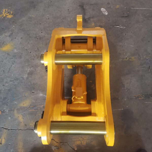 mini-excavator-hydraulic-quick-coupler