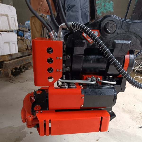 mini-excavator-tilt-coupler