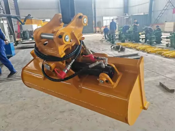 tilt-bucket-for-1.7-tonne-excavator